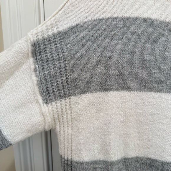 GAP Brushed Turtleneck Pullover WOOL Blend Blue Gray White Sweater Small S - Picture 5 of 9